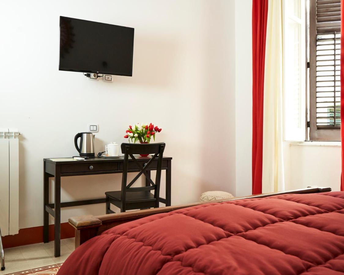 Ballaro Guest House ปาแลร์โม ภายนอก รูปภาพ
